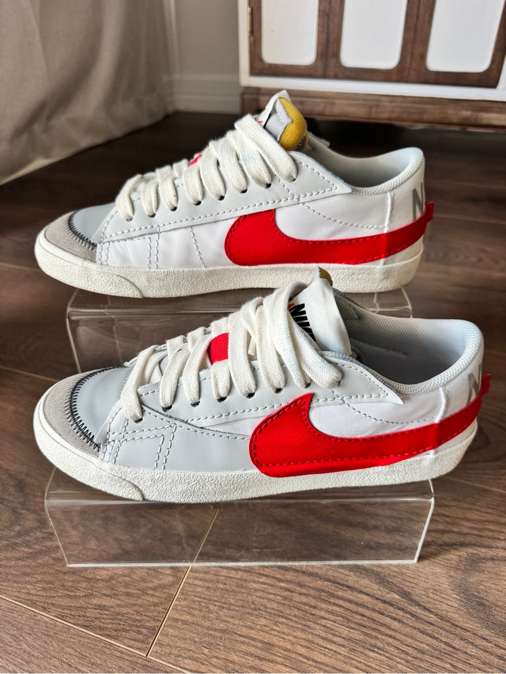 Nike Blazer low Men's White Sneakers Red big Swoosh